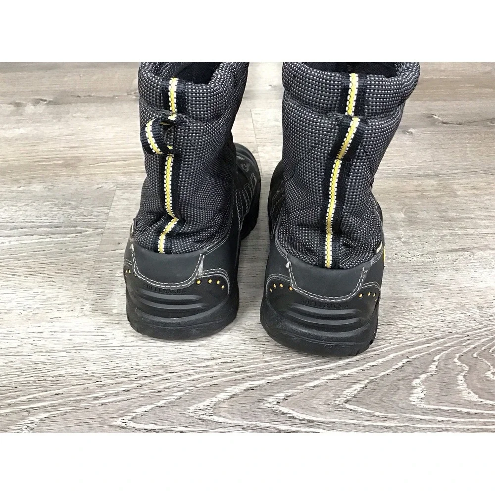 Keen Black Waterproof Boots with Primaloft Youth Boys Size 6 Kids Winter Boots